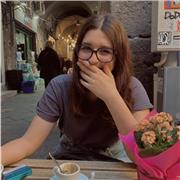 Disponibilità assicurata, aiuto nell’avanzamento del livello scolastico e dinamicità.